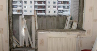 Демонтаж подоконного блока в Ханты-Мансийске – услуги по доступным ценам от 1555 рублей