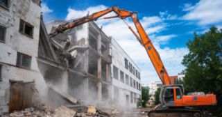 Промышленный демонтаж зданий Ханты-Мансийск, цена от 2954 руб.